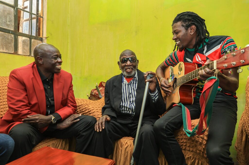 Rigathi Gachagua visits legendary Gikuyu music maestro Wanganangu (real name Paul Mutonga)